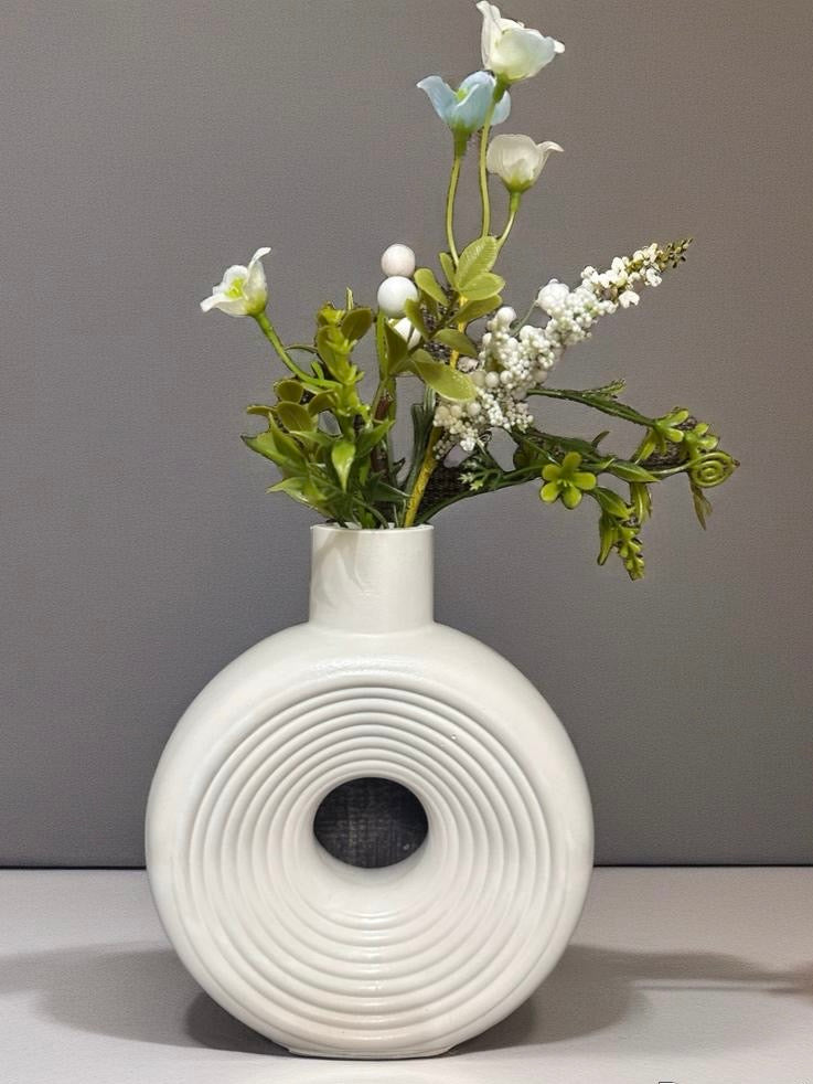 Moderni pyöreä kipsivaasi